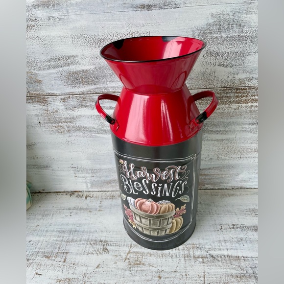 *Harvest Metal Milk Can Red - Picture 11 of 12